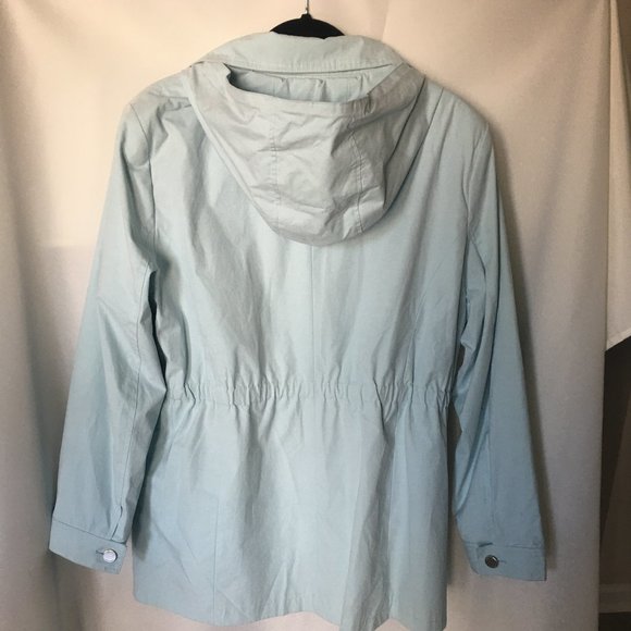 Calvin Klein - Picture 4 of 9